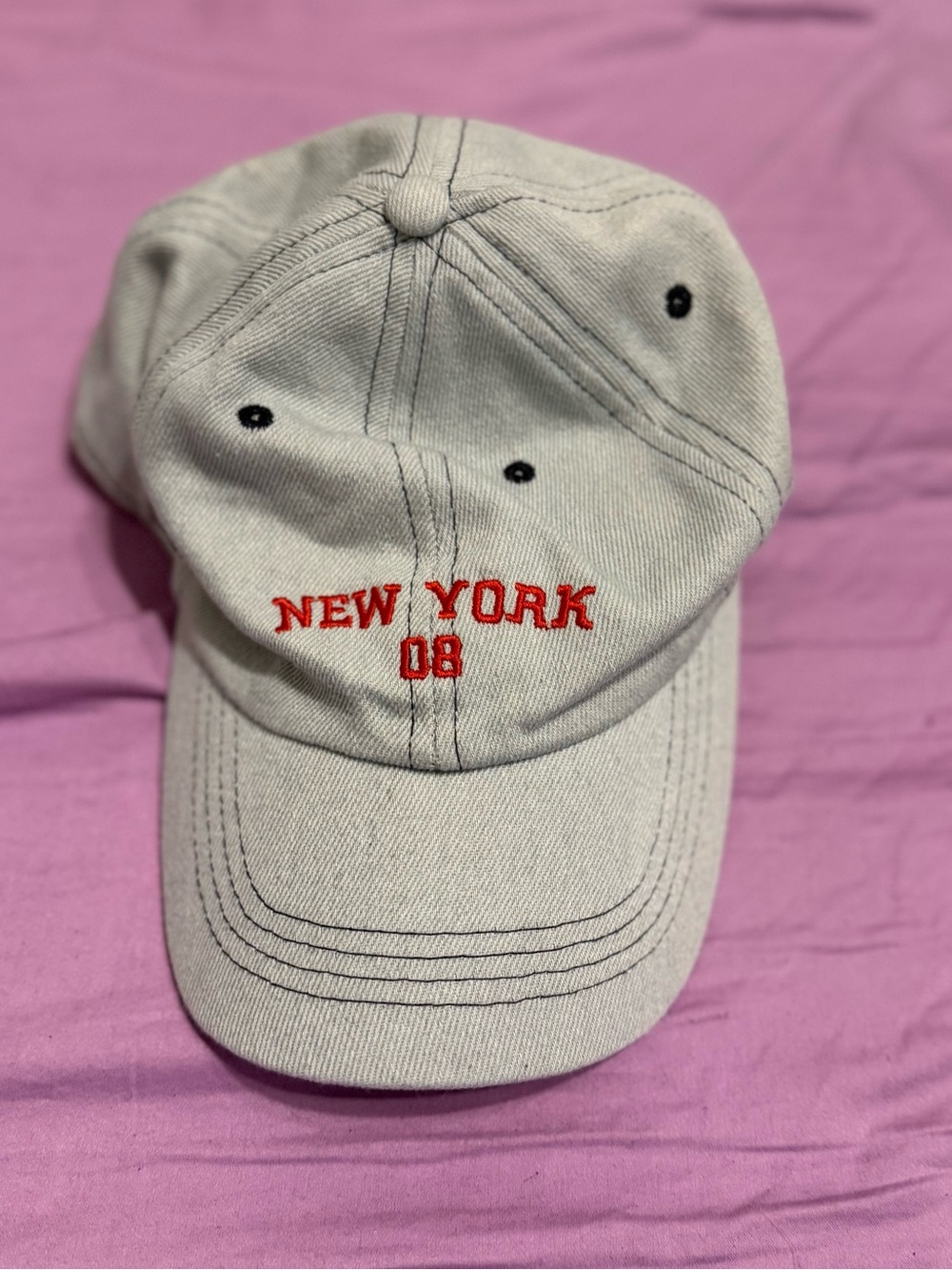 David & Young Light Gray NYC Embroidered Baseball Cap for Women - NEVER WORN